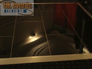 plain black or white flooring