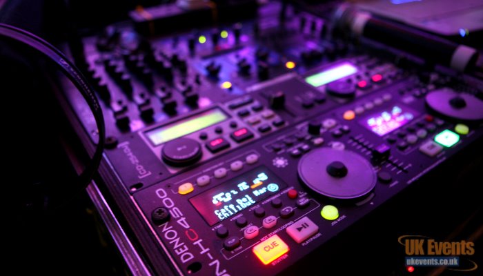 quality disco equipment with great dj's to make your event pop